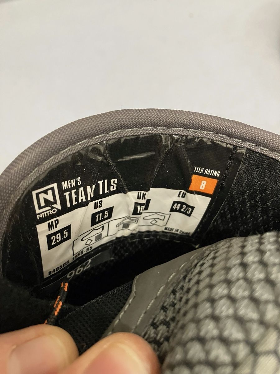 Snowboard Nitro Chaussures hommes: Nitro Snowboardschuhe Grösse 44 2/3 oder 29.5 – D'occasion à Zürich par Da_schoefli 2