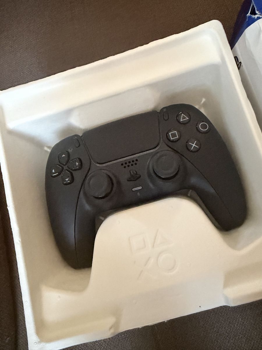 Systèmes de contrôle: Wireless controller ps5 – Neuf (Voir description) à Arbon par lea_h6r7
