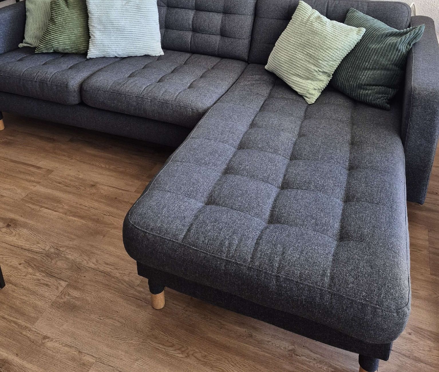 Ikea Divani: Ecksofa grau Stoff guter Zustand – Usato da Kreuzlingen venduto da iamdeepblue
