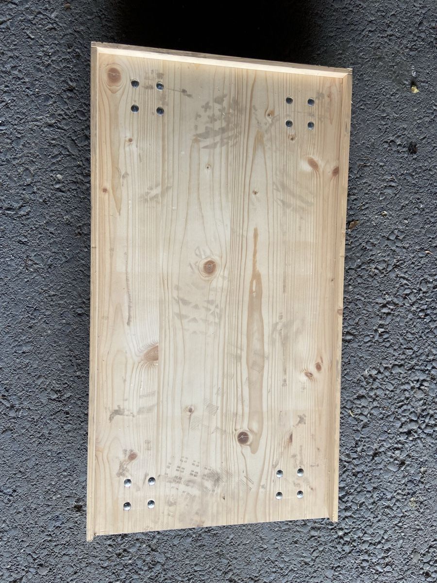 Articoli in legno: Rollbrett aus Holz, praktisch,und stabil – Usato da Galmiz venduto da Queenstone