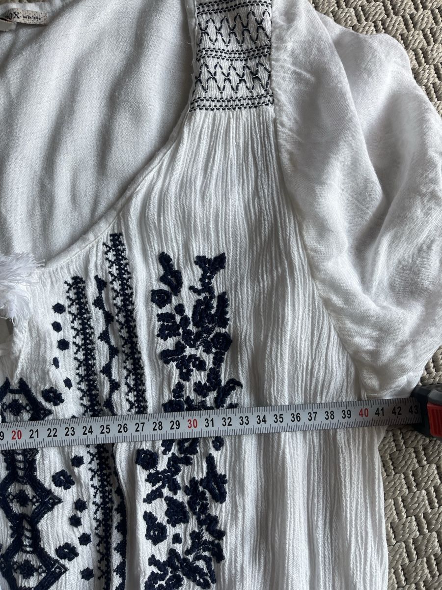 Camicette: Bluse mit Stickereien, Black Box, M – Usato da Solothurn venduto da Bobesch08 5