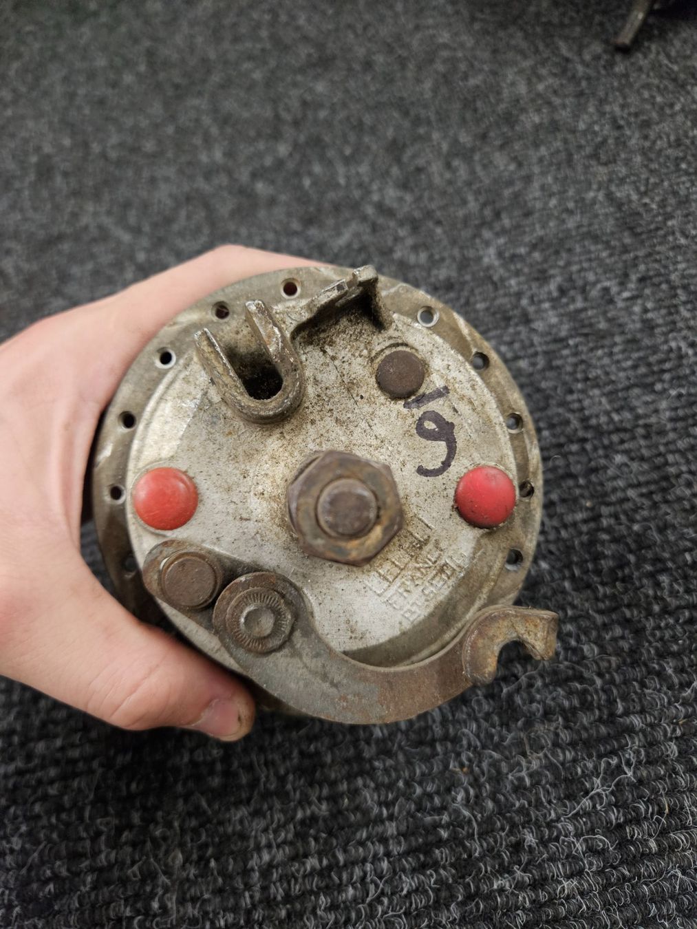 Puch Mofa-Ersatzteile: Puch Vorderradnabe – Gebraucht aus Mellingen von Mech-Service 1