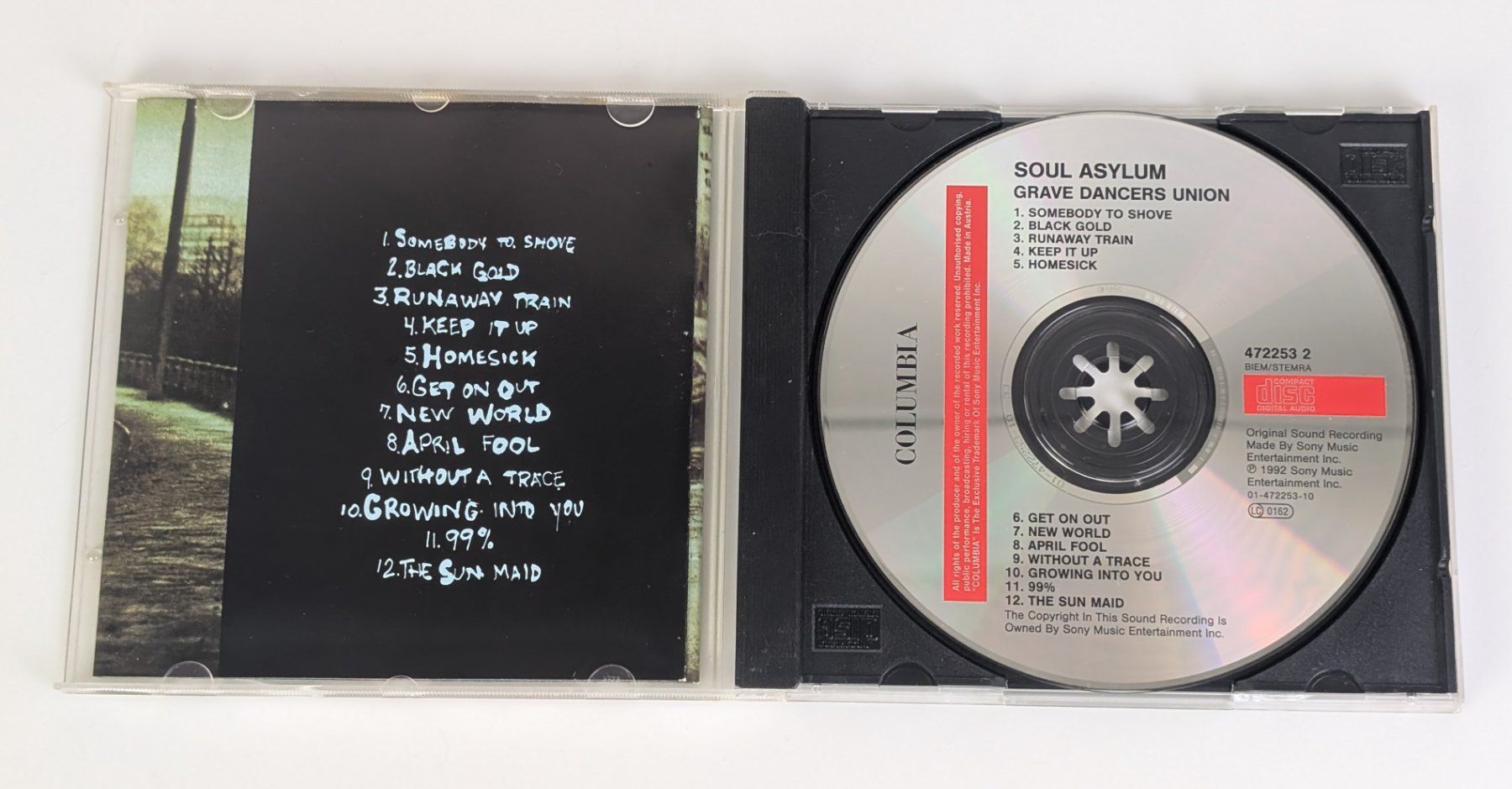 CD: Soul Asylum - Grave Dancers Union CD - Top – Usato da Zürich venduto da 1.Simon 3