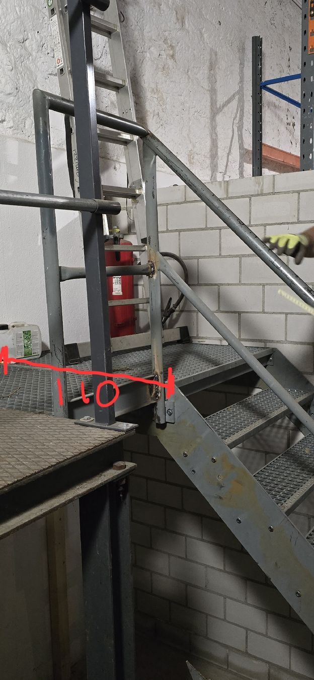 Treppen: Treppe Metalltreppe Stahltreppe – Gebraucht aus Weiningen ZH von ped_fbx2 1