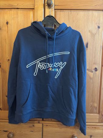 Tommy Pullover