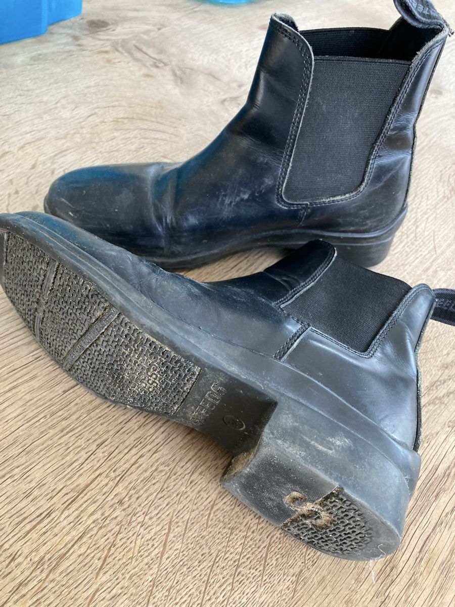 Scarpe per ragazzi: Reitstiefeletten Gr. 34 – Usato da Appenzell venduto da Coco0 1