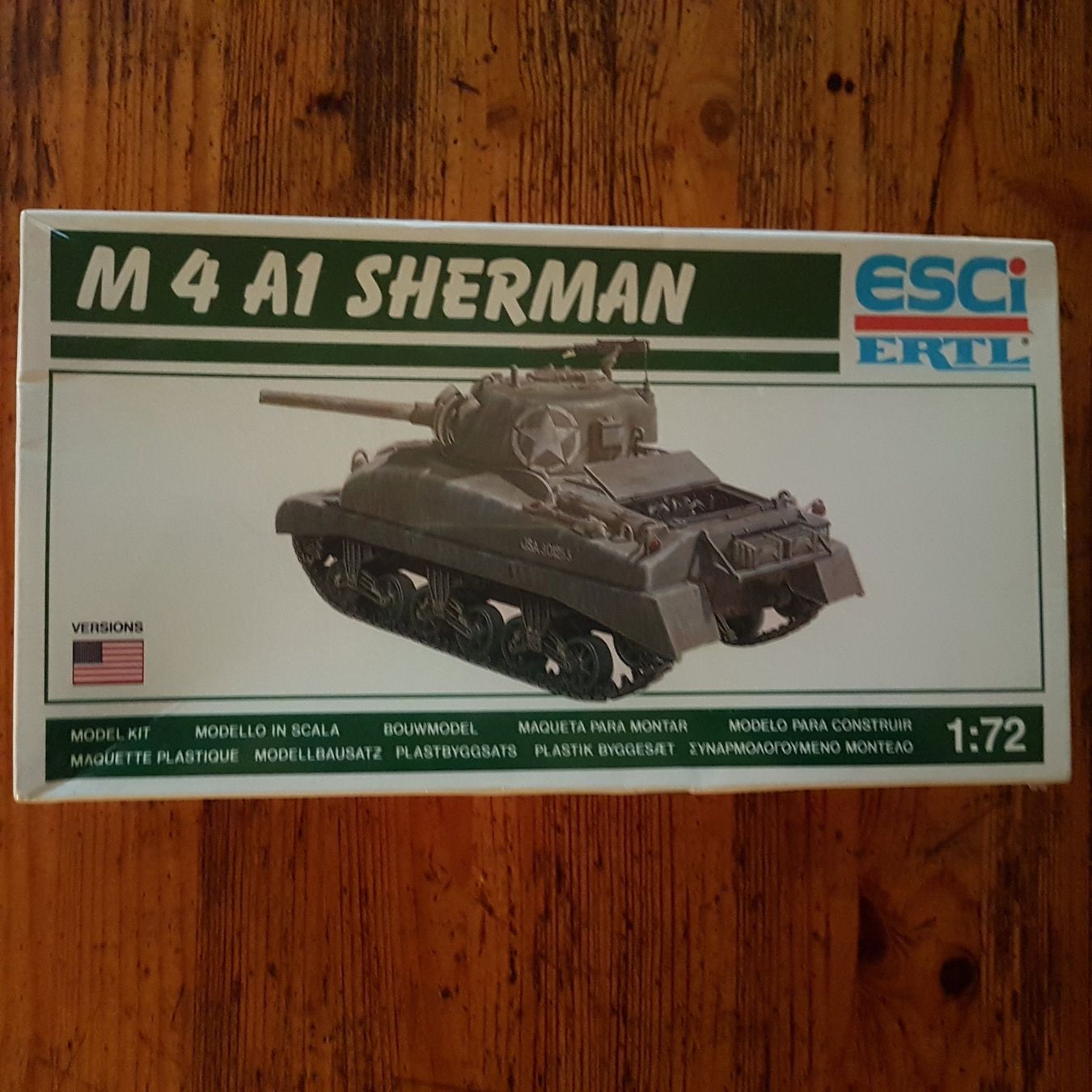 Kit di modellismo & Modellini statici: Esci 1/72 M4A1 Sherman – Nuovo (secondo la descrizione) da Bern venduto da causa67