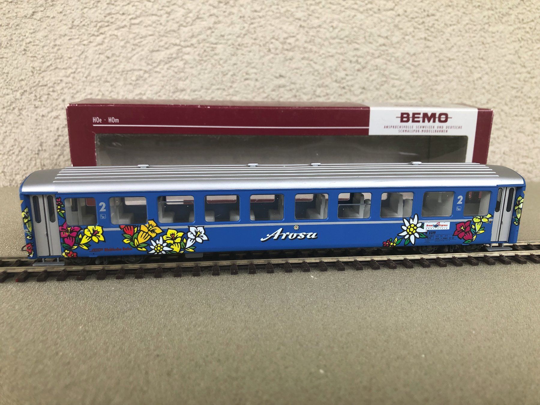 Bemo Modelleisenbahnen: BEMO 3253 149 B 2319 "Arosa-Express" RhB HOm – Gebraucht aus Echandens von  1