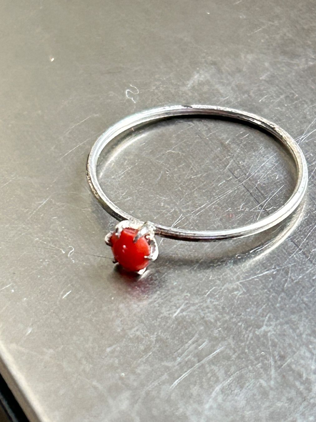 Anelli: Ring mit rotem kleinen Stein  (Gr. 55) – Usato da Laufen venduto da Bellebellezza 8