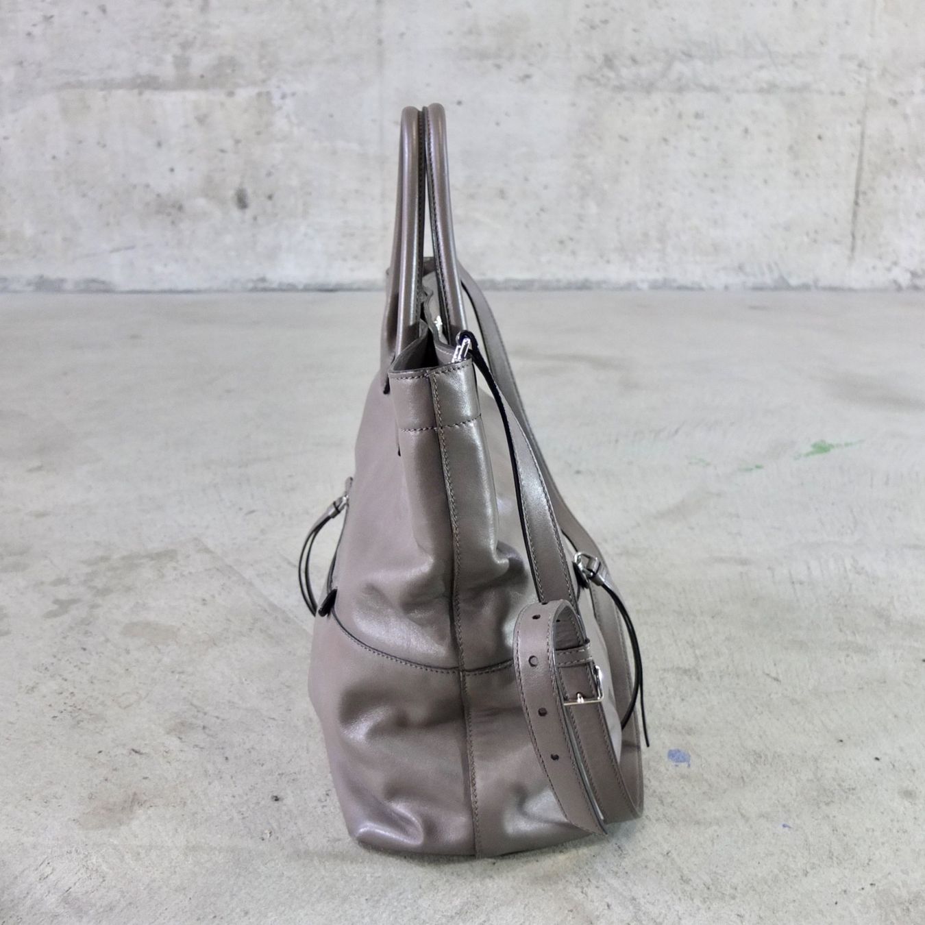 Miu Miu Borse: Miu Miu Handtasche – Usato da Basel venduto da Brocki-auf-dem-Wolf 3