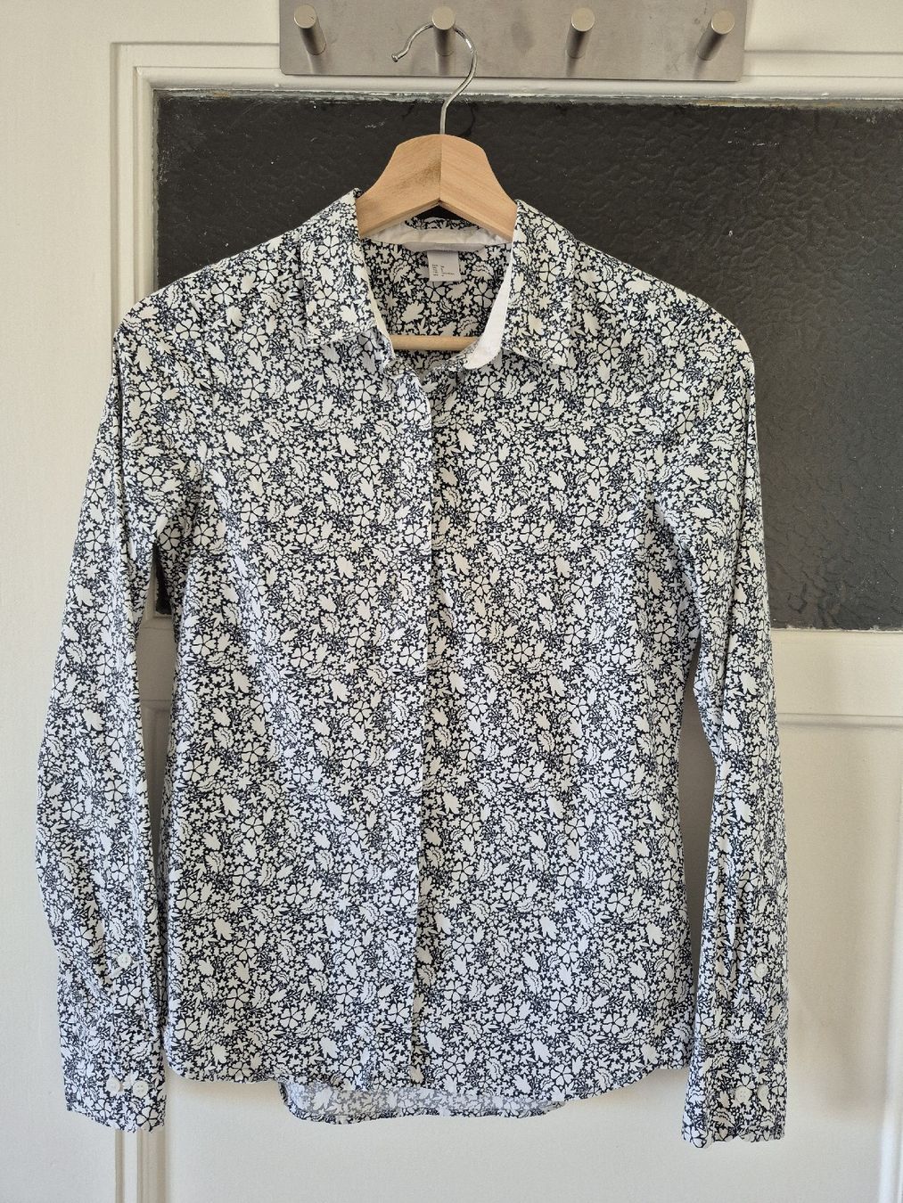 H&M Camicette: Chemise à motifs H&M 34-36 – Usato da Lausanne venduto da claire1401