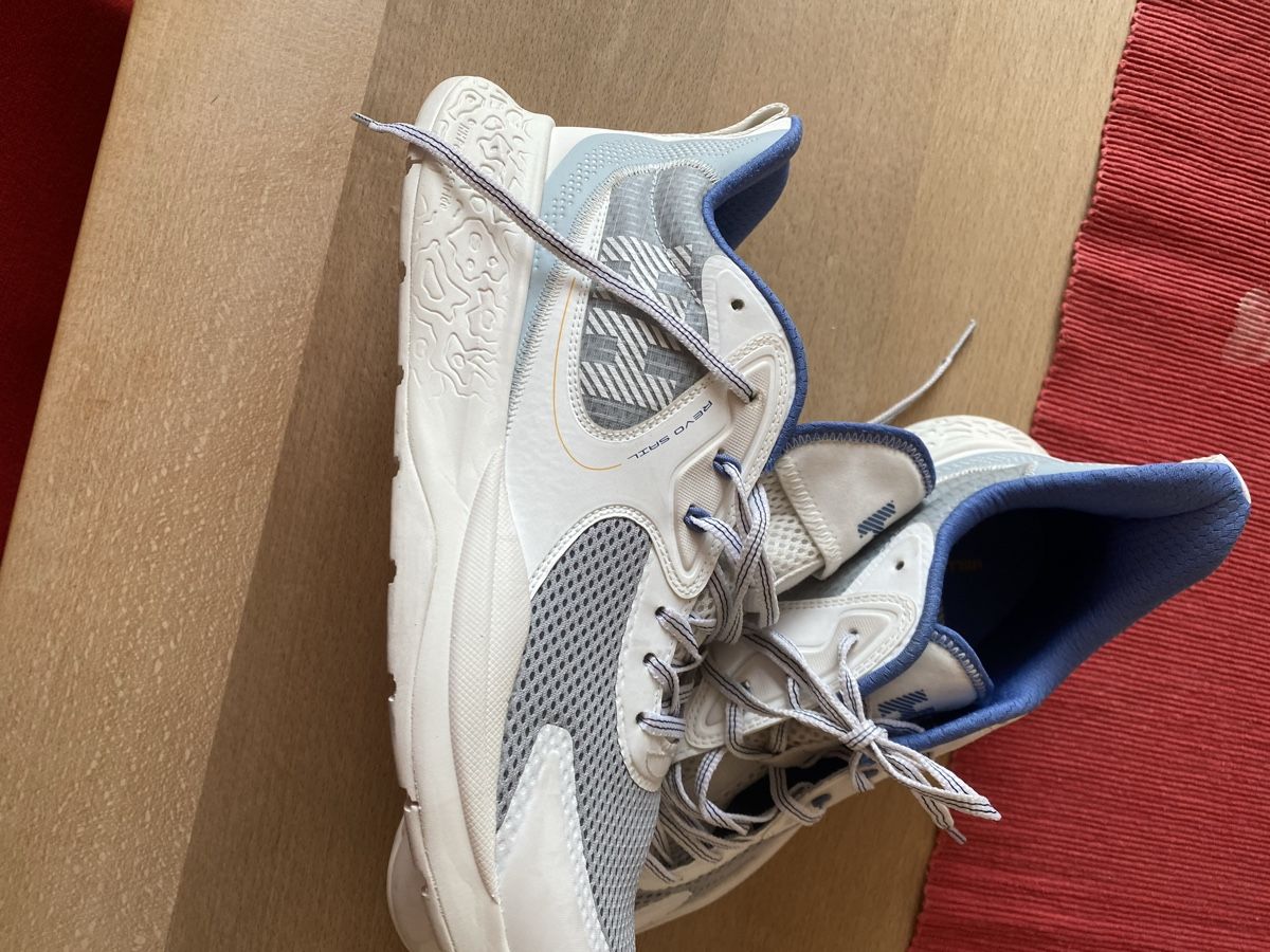 Helly Hansen Scarpe da uomo: Helly Hansen Sneaker Gr. 44 - NEU – Nuovo e nell'imballaggio originale da Illnau venduto da LePiedNu 4