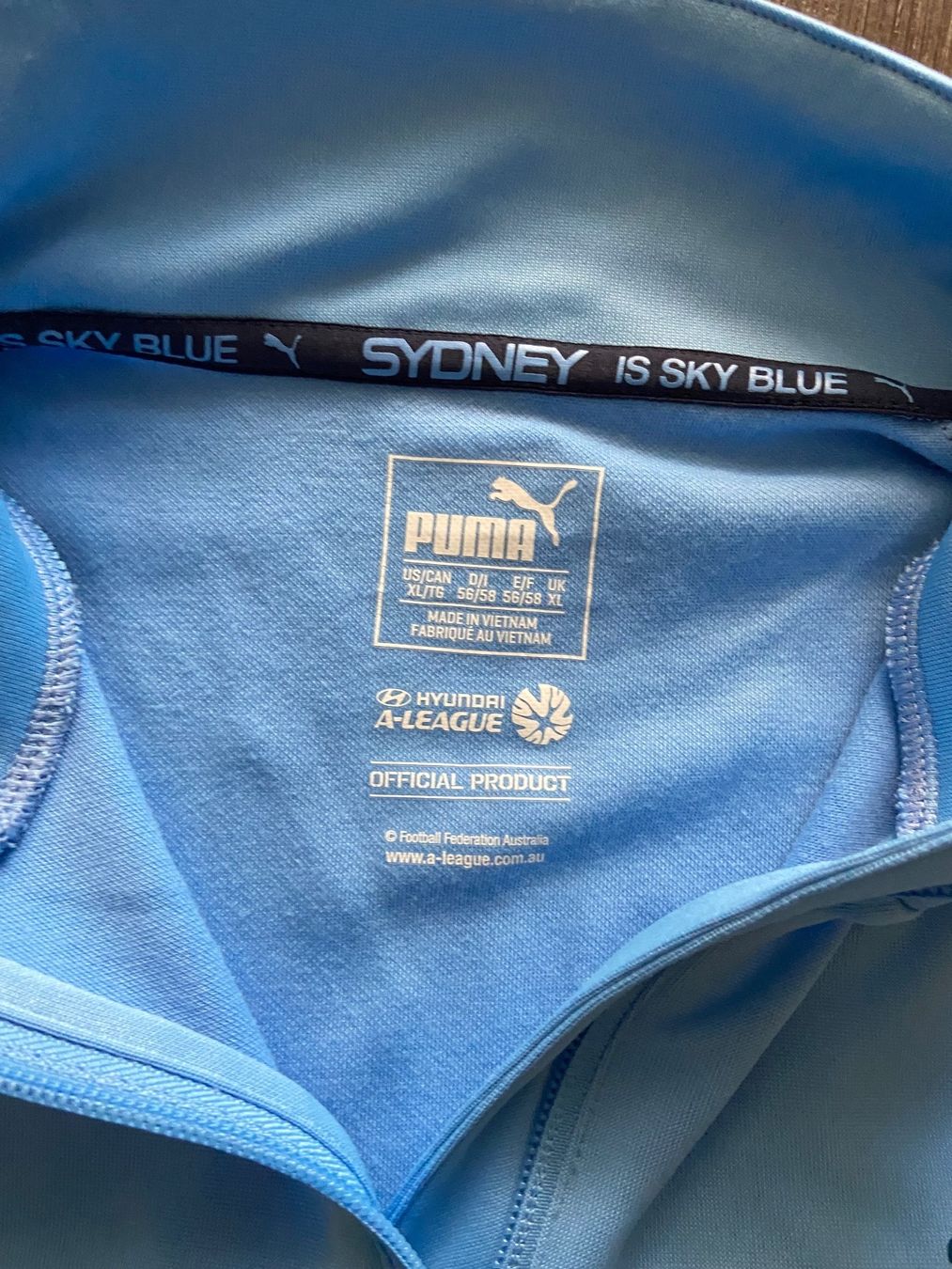 Puma Canottiere & Pantaloni: Sydney FC Trainingspulli Gr. XL – Nuovo e nell'imballaggio originale da Muttenz venduto da bargain_hunter 2