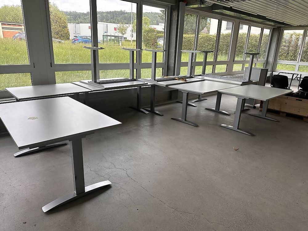 Scrivanie: sehr schöne weisse Bürotische 100x160xh77cm – Usato da Necker venduto da liq24