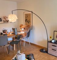 IKEA Bogenlampe mit Blütenschirm – Sehr guter Zustand