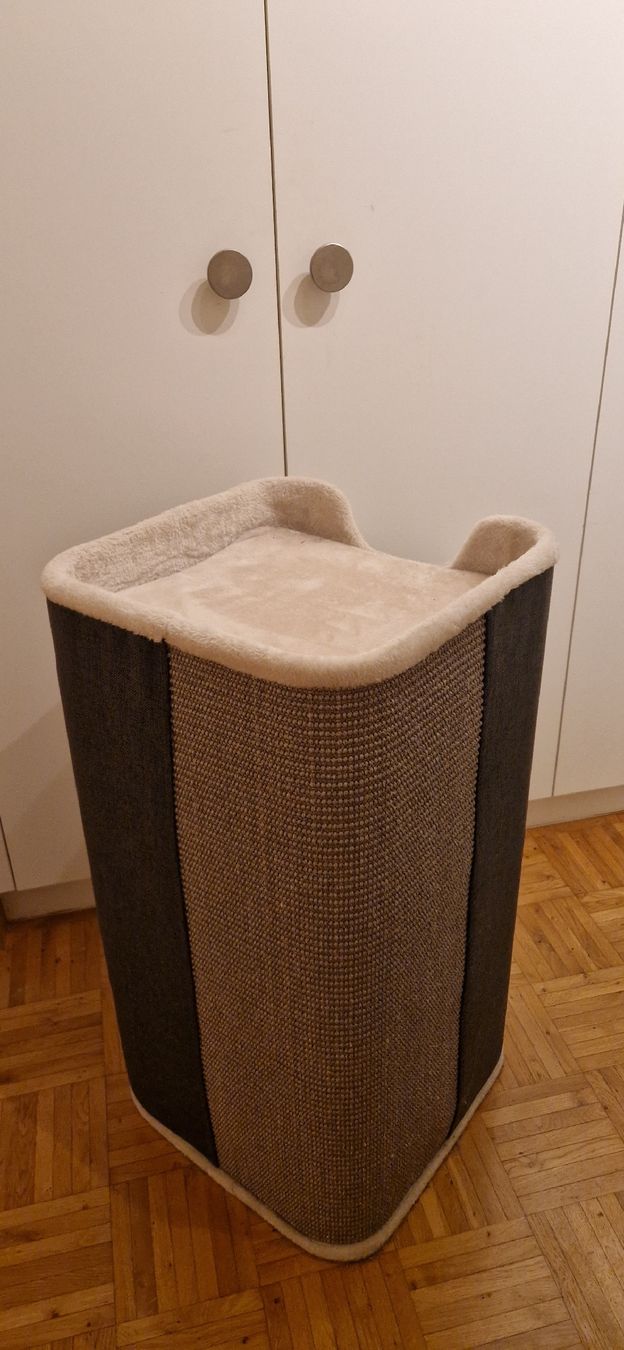Katzenbaum - Kratzbaum: Kratztonne – Gebraucht aus Zürich von tabicola12 1