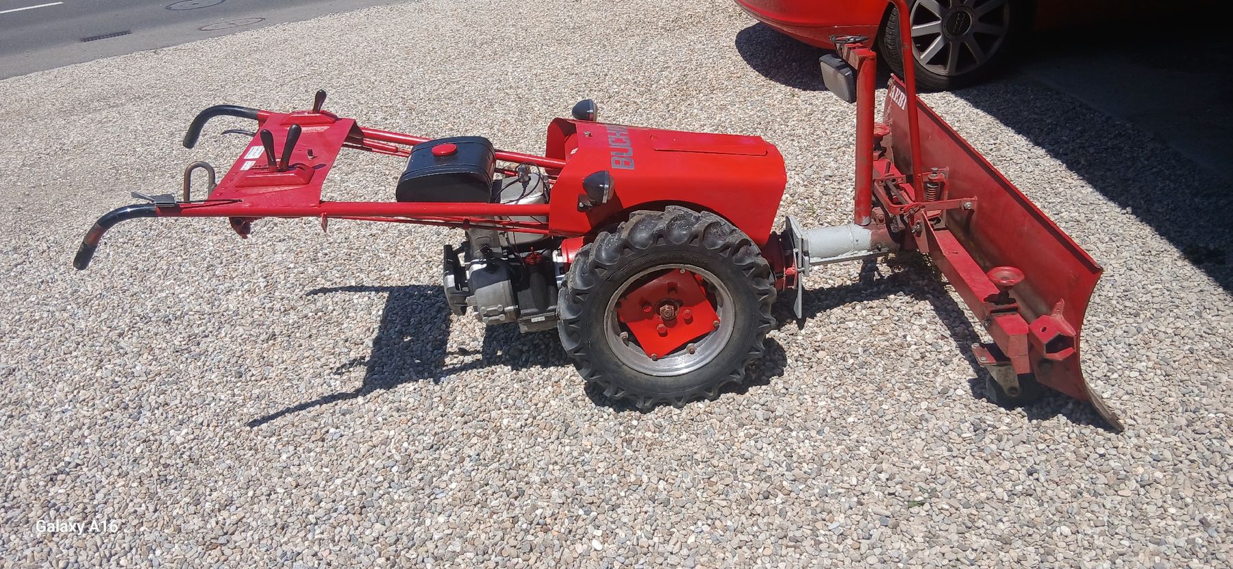Bucher Traktoren: Bucher M600 mit Pflug – Gebraucht aus Altishofen von Buriod 2
