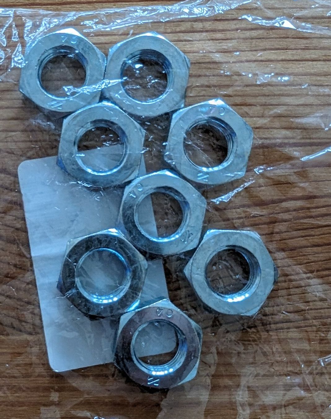 Tutti gli attrezzi: 8 Muttern, 11 oder 12 mm, angeschrieben 0.4 – Nuovo e nell'imballaggio originale da Zürich venduto da richardeigenmann