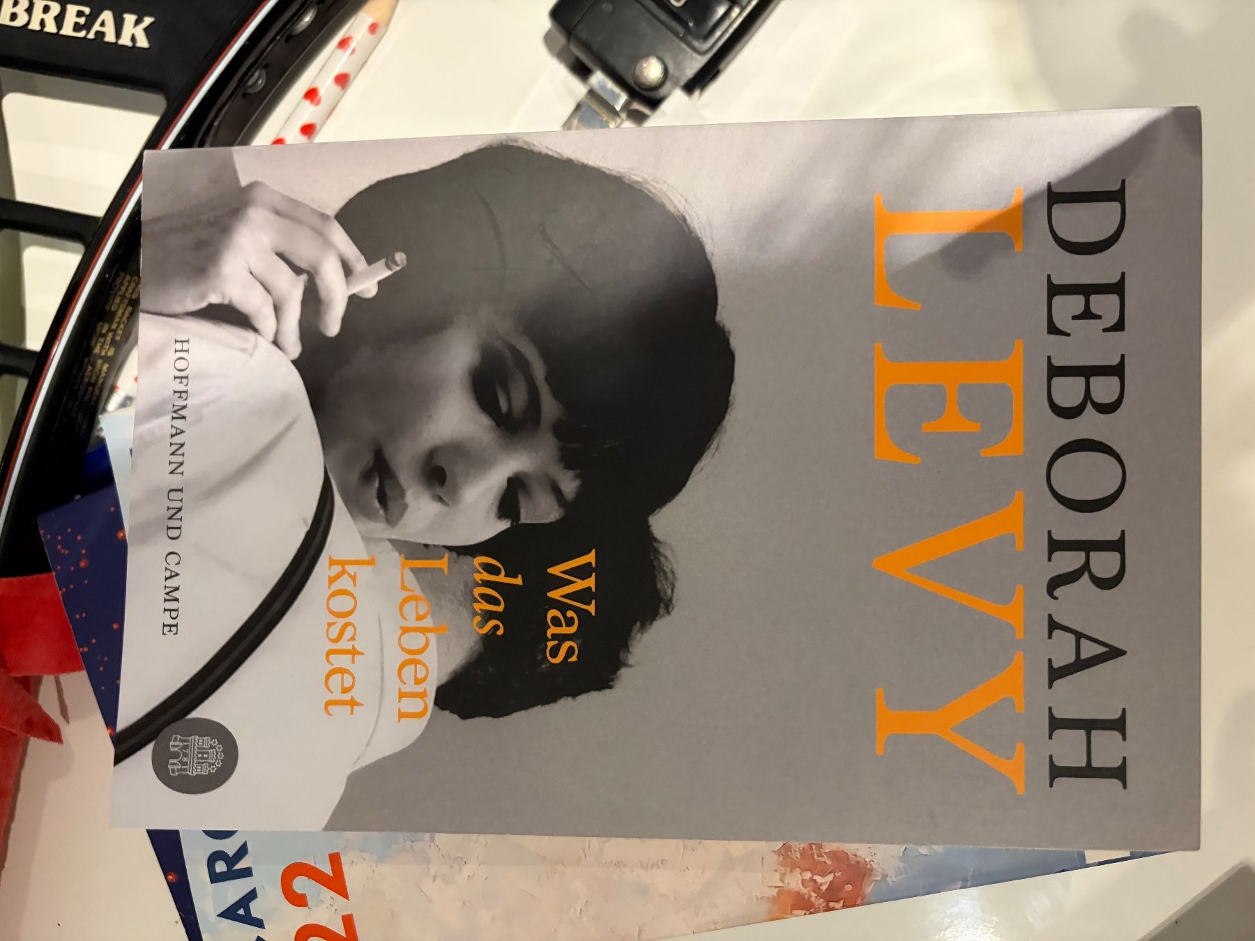 Libri: DEBORAH LEVY Was das Leben kostet Buch – Usato da Zumikon venduto da Stefan3535