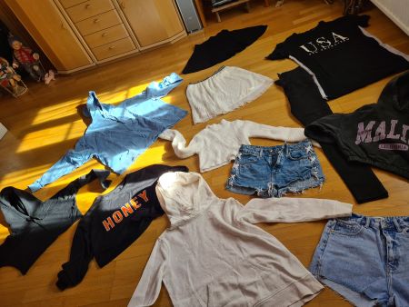 12 wunderschöne Teile ,manches Markenteile gr S