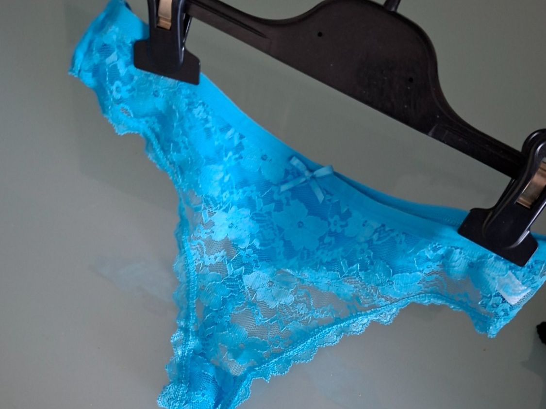 Altra biancheria intima: 1 schöner  Spitzen Tanga gr L – Nuovo (secondo la descrizione) da Reinach AG venduto da nicki024