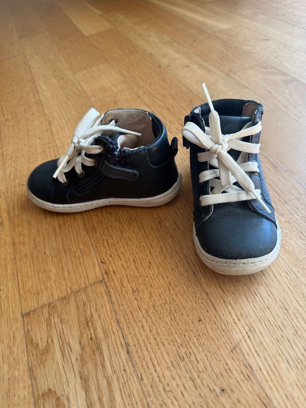 Bisgaard Chaussures garçon: Bisgaard Kinderschuhe – D'occasion à Dübendorf par dom_rlx8 1