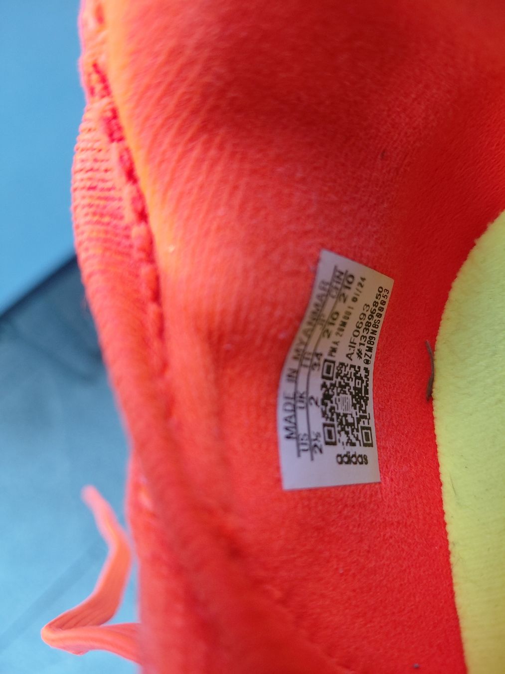 Adidas Scarpe per ragazzi: Adidas Kinderfussballschuhe Gr. 34 – Usato da Oberuzwil venduto da adrian.ryffel 2