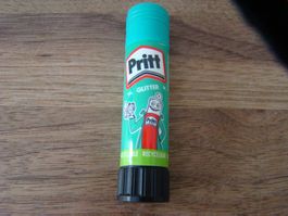 2 neue Pritt Glitter Klebestifte, basteln wie die Profis!