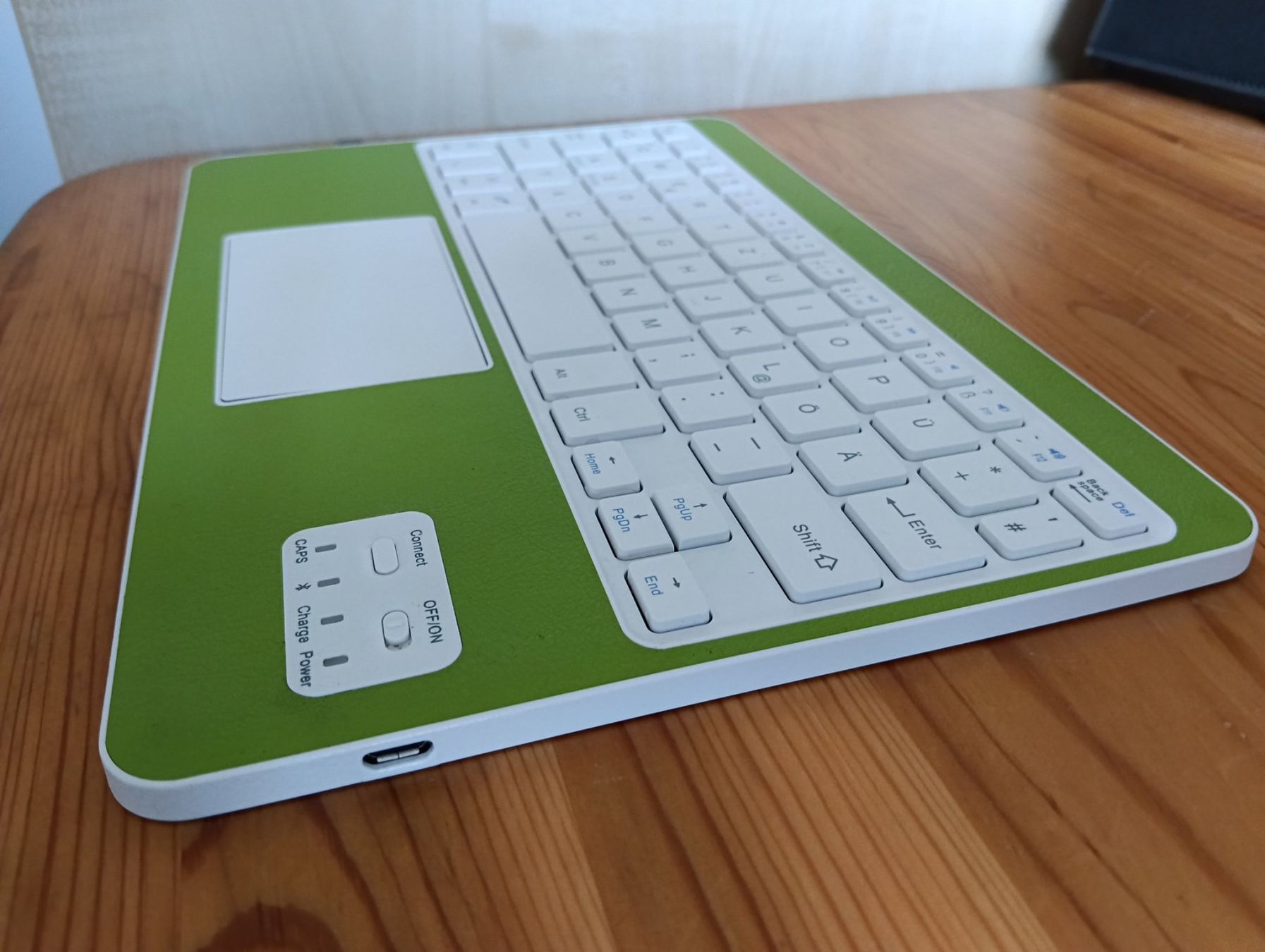 Tastiere: Tastatur Bluetooth – Usato da Kleindietwil venduto da kon_9nml 2