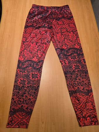 Leggings rouge et noit T-M Neuf