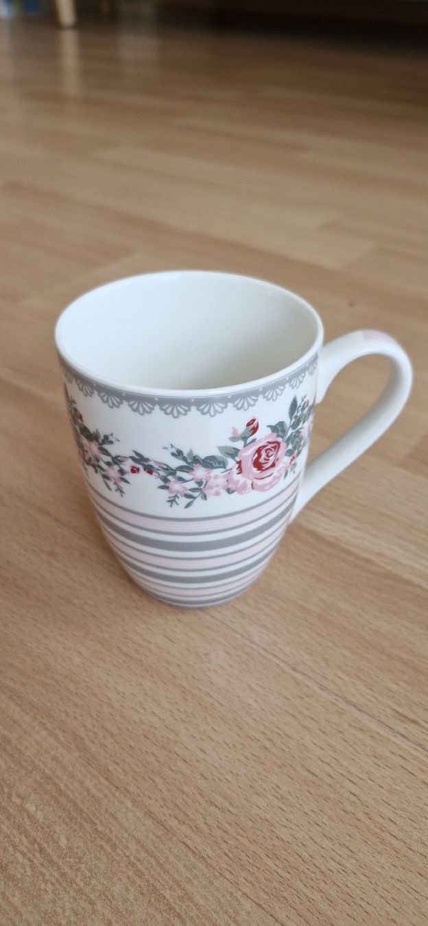 Tazze: 3 Tassen mit Blumenmuster gebraucht – Usato da Rupperswil venduto da Cielo46 3