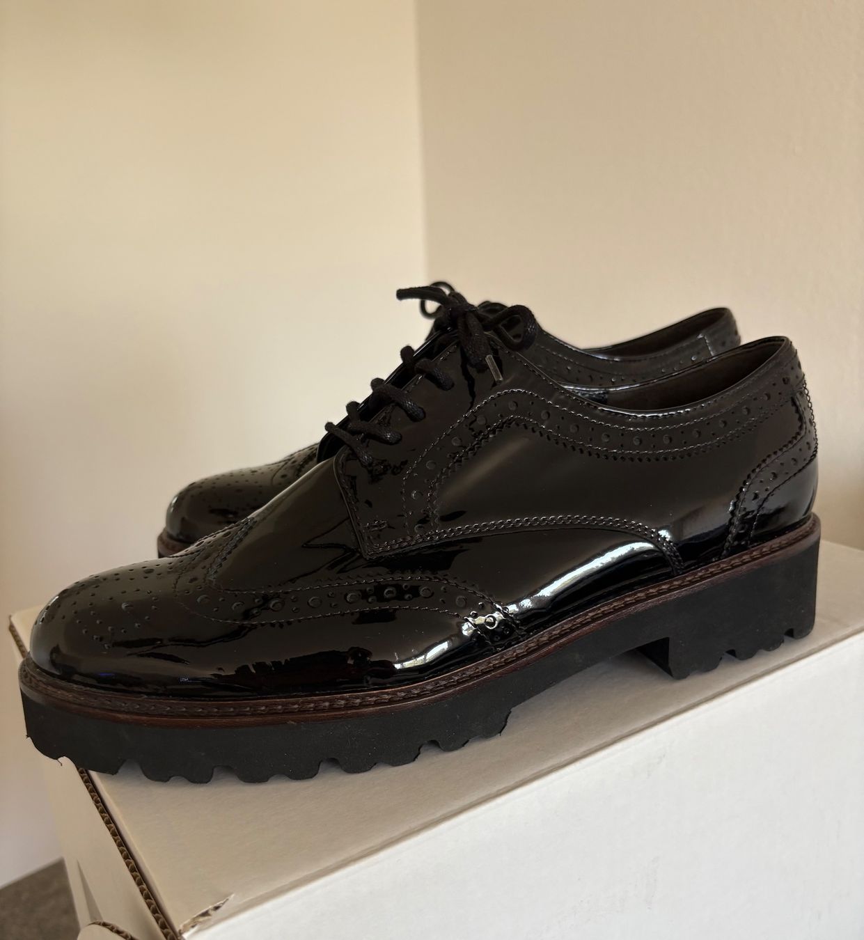Gabor Scarpe da uomo: Gabor Lack Budapester gr 7 1/2 (40) NEU – Nuovo e nell'imballaggio originale da Niederbipp venduto da fashionfuchs 3