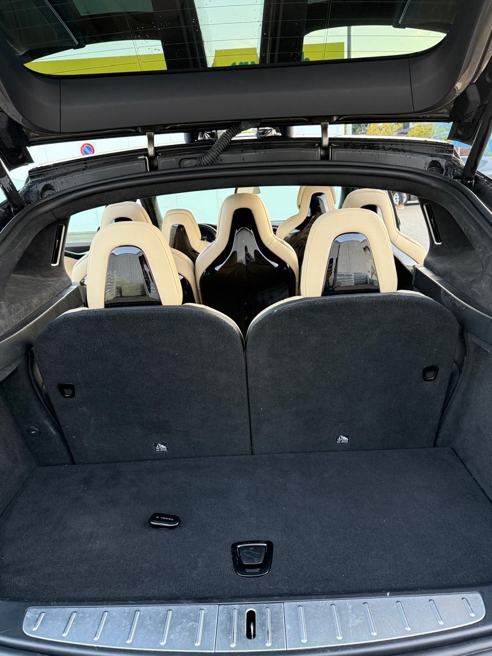 Tesla Automobili: Tesla Model x 90D Free Supercharge – Usato da Tann venduto da Samimi02 5