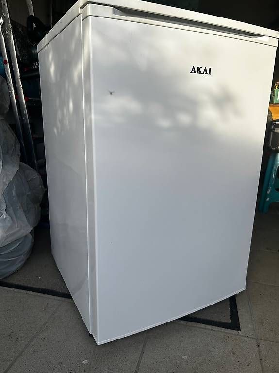 Gefrierschrank: Congelatore AKAI – Gebraucht aus Ligornetto von ema_s9w7