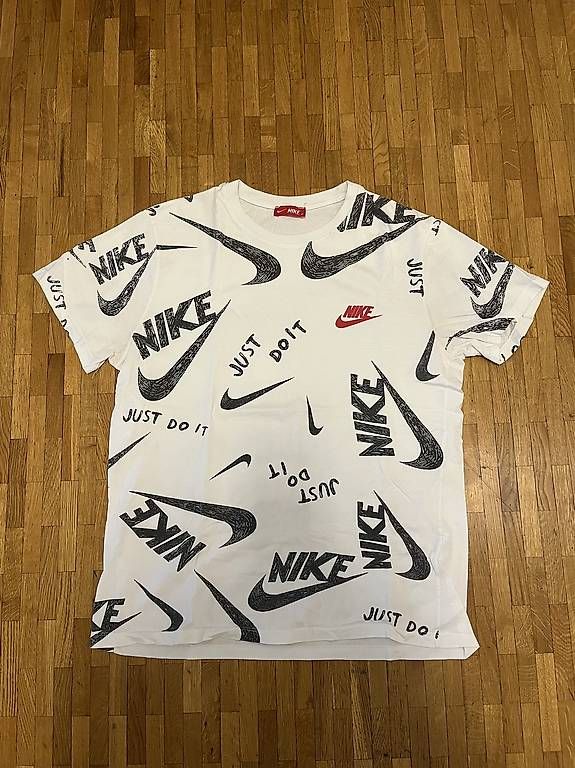 T-Shirts: T-shirt Nike – Gebraucht aus Genève von lua_8czq