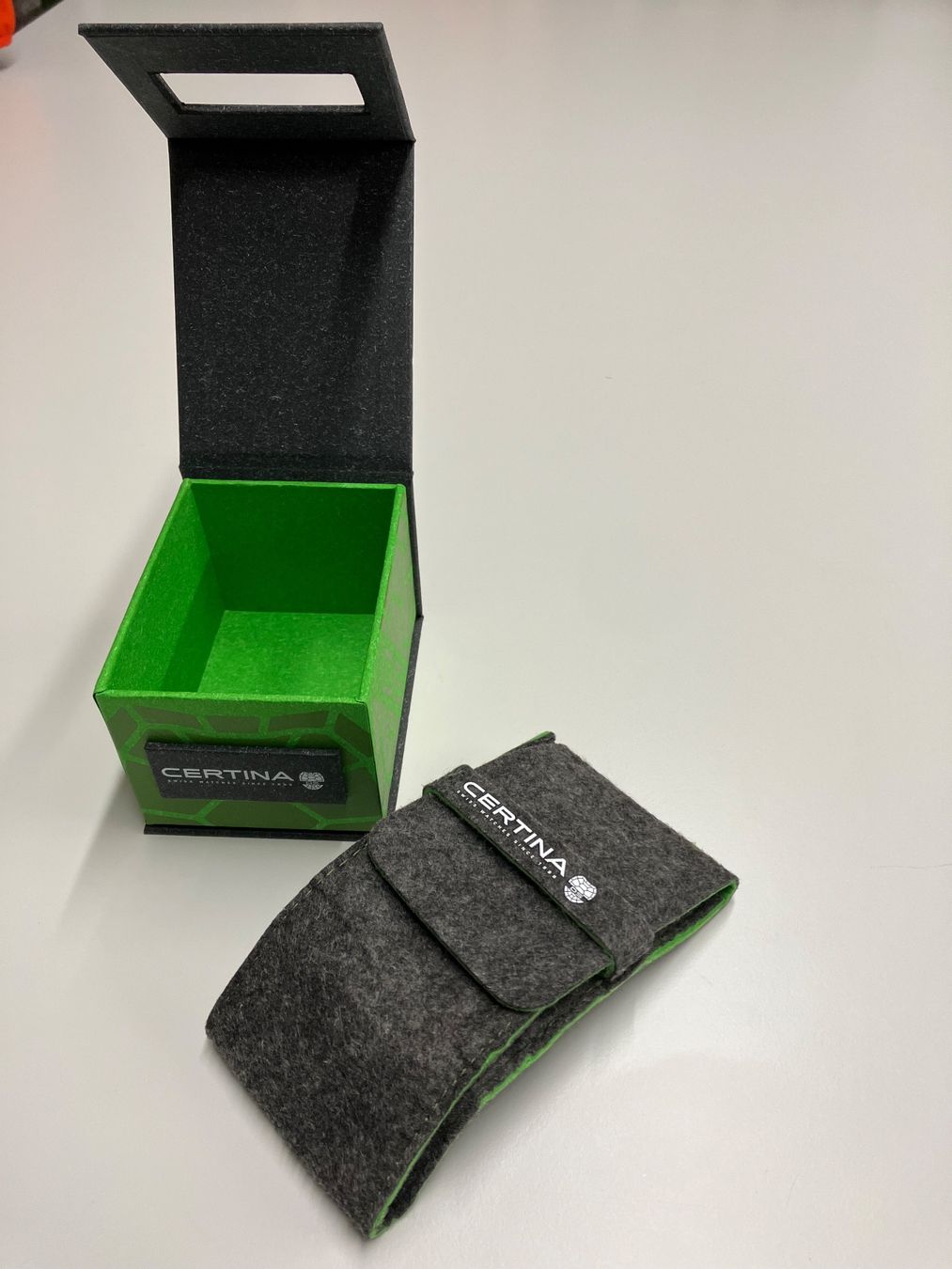 Scatole porta orologi: Certina-Uhrenbox,NEU – Nuovo e nell'imballaggio originale da Langendorf venduto da 5007bruno 3