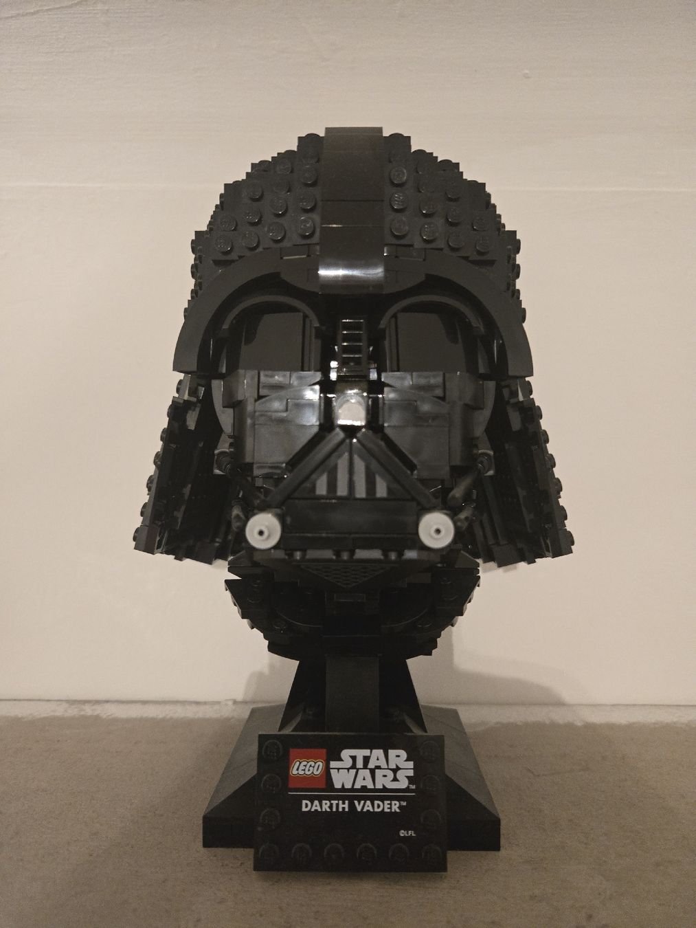 Lego Kit di costruzioni: LEGO Darth Vader Helm – Usato da Basel venduto da Eyeless 1
