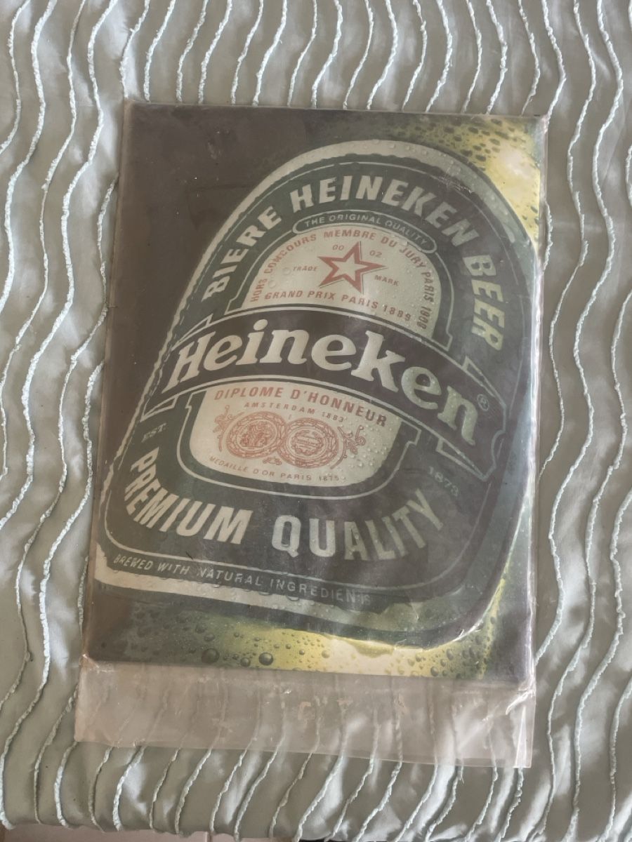 Tutte le decorazioni: Plaque publicitaire Heineken bière Premium Quality – Nuovo e nell'imballaggio originale da Meyrin venduto da jul_km5p 2