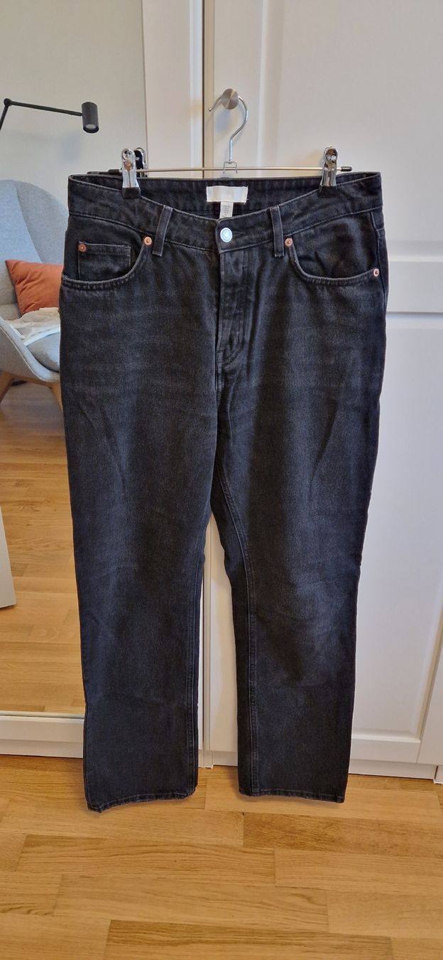 H&M Jeans: H&M Jeans schwarz 40 – Usato da Zürich venduto da c.line89