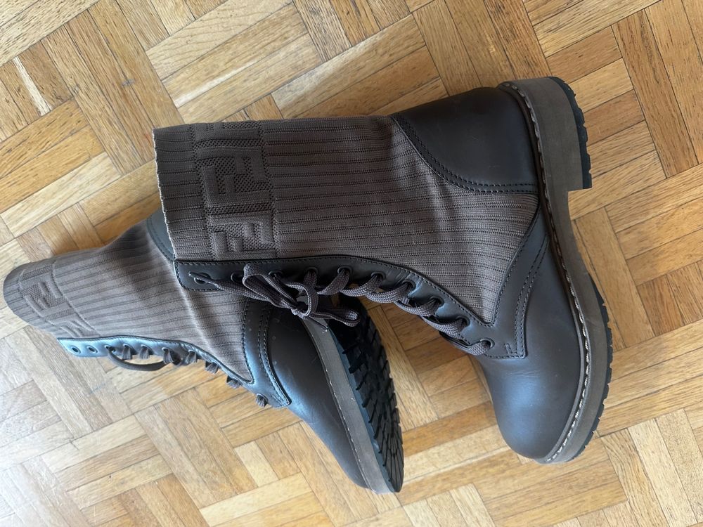 Boots FENDI, gr 40 (Neuf (Voir description)) à Männedorf pour CHF - Main Image