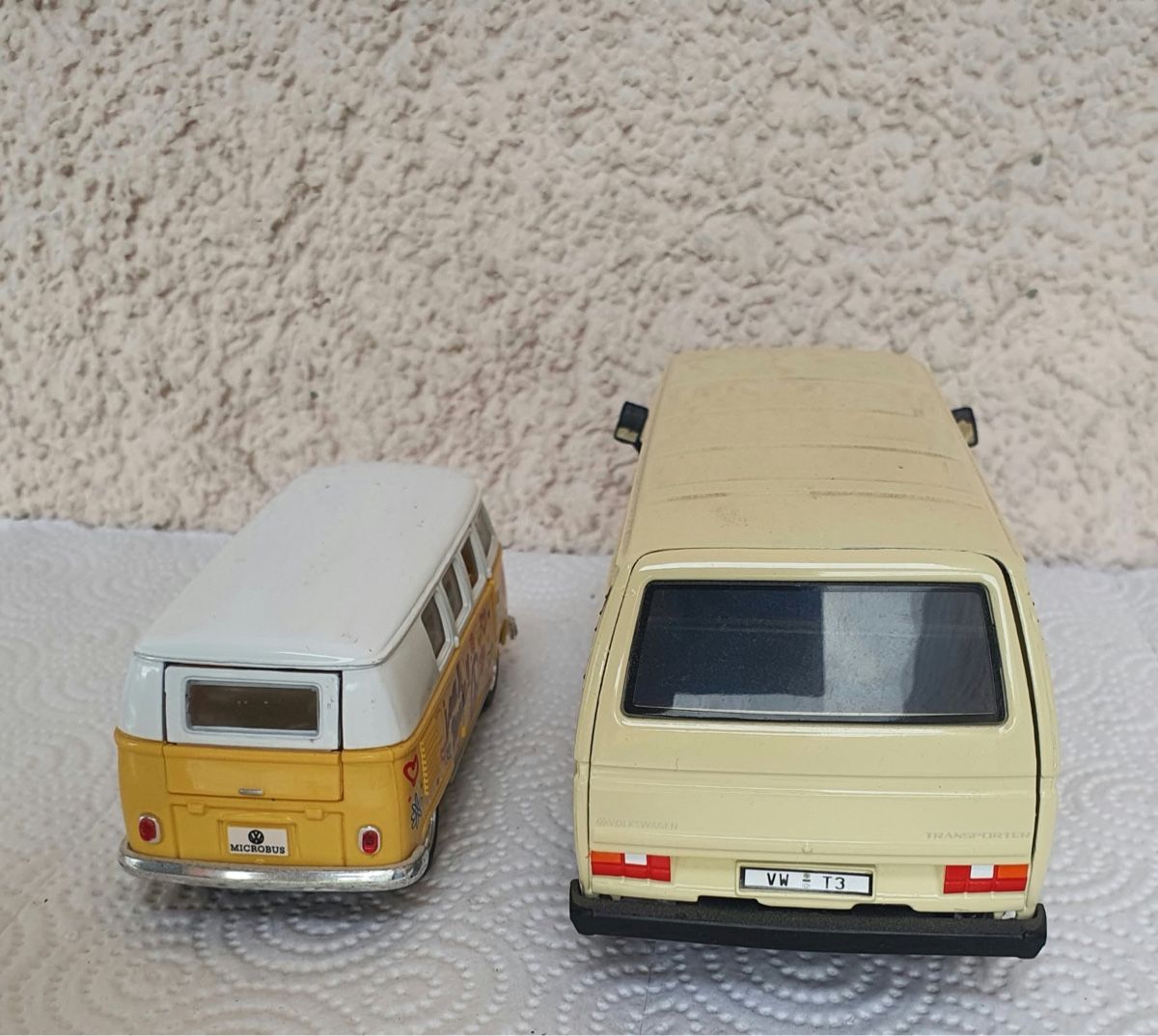 Voitures modèles: Lot de 2 voitures model réduits à ne pas manquer! – D'occasion à montreux par Always-Good 3