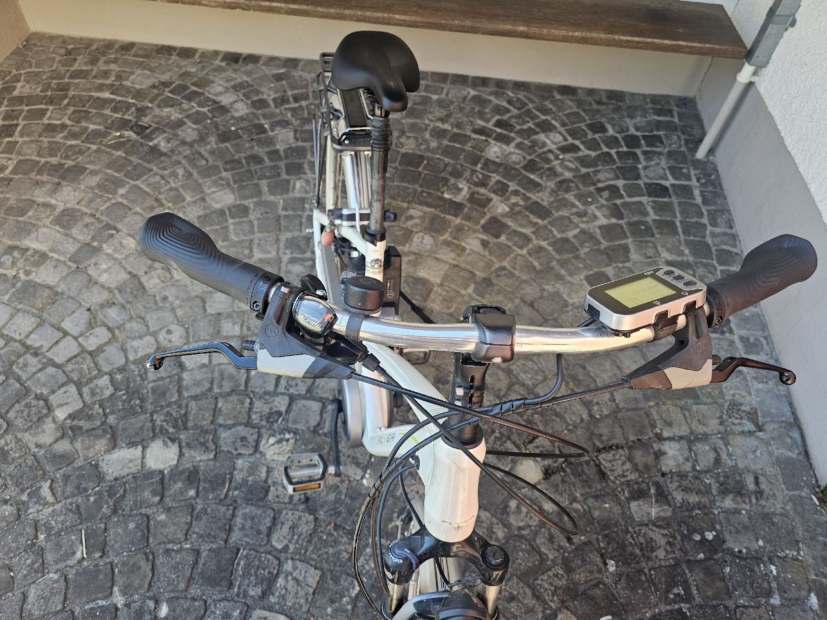 Flyer Biciclette: Flyer frisch ab Service  – Usato da Ehrikon venduto da noa_vyp5 1