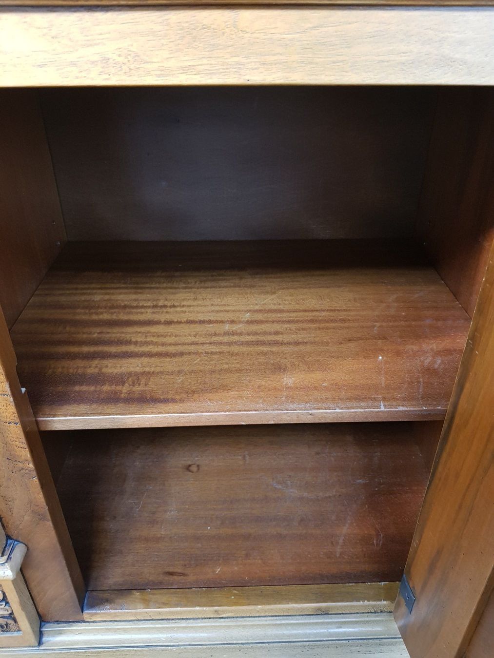 Buffets: Massiver Buffetschrank – D'occasion à Münchenstein par tsp01 3