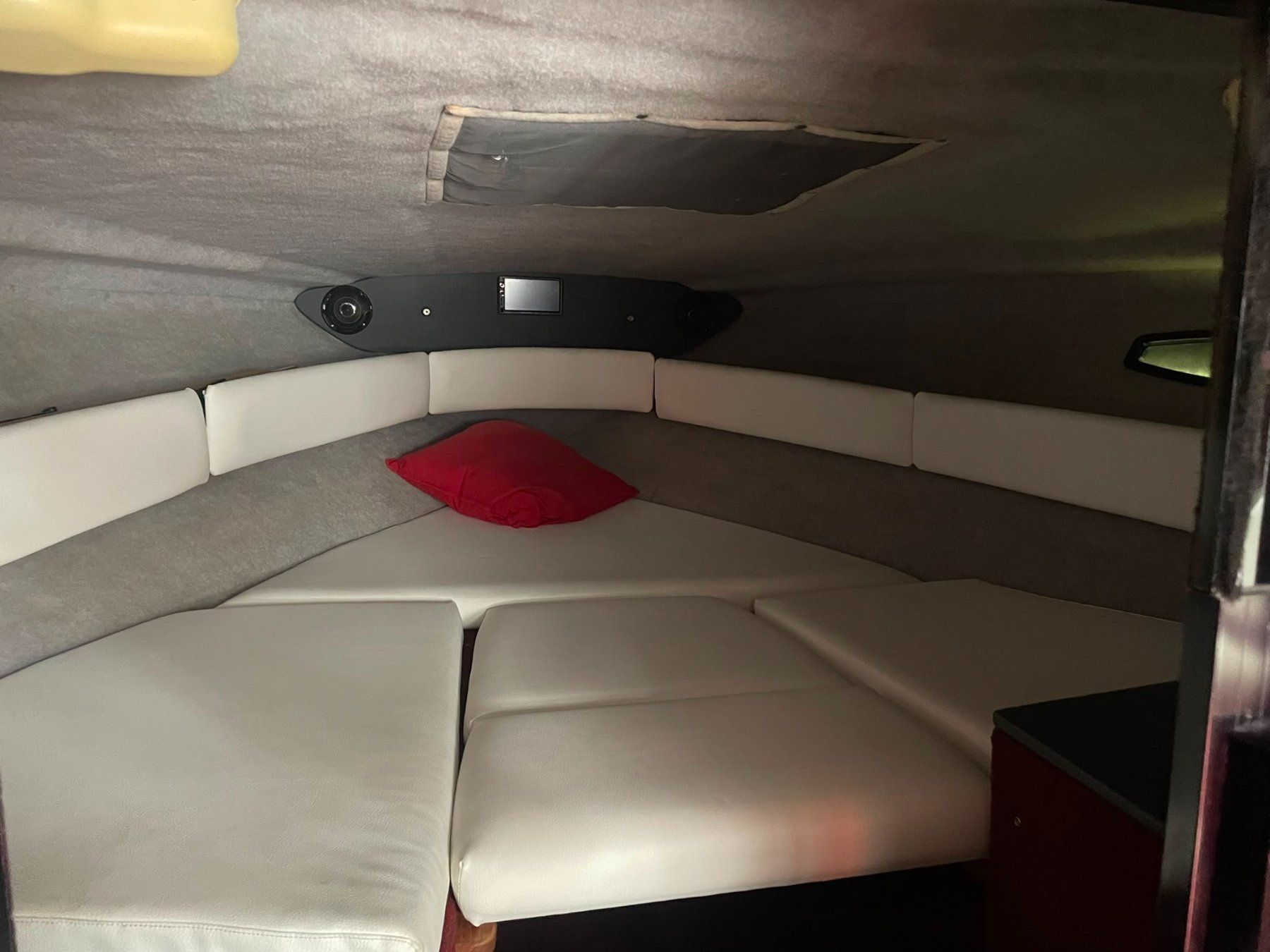 Century Barche: CENTURY 4500 CLX TOP GEPFLET – Usato da Avenches venduto da BOOTTRANSPORTE 5