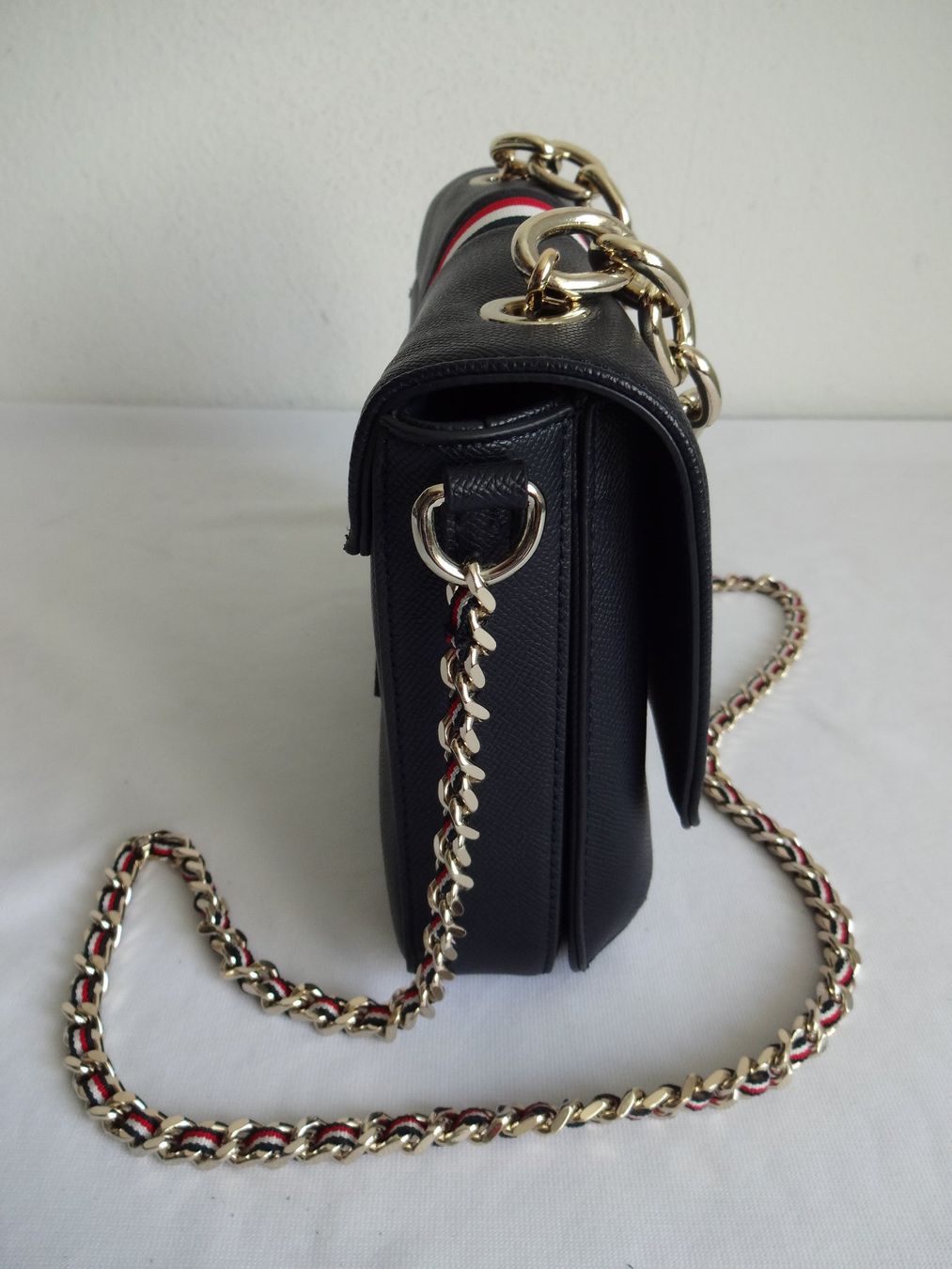 Tommy Hilfiger Taschen für Damen: *** TOMMY HILFIGER *** Leder Tasche – Neu (gemäss Beschreibung) aus Frauenfeld von Reyy58 2
