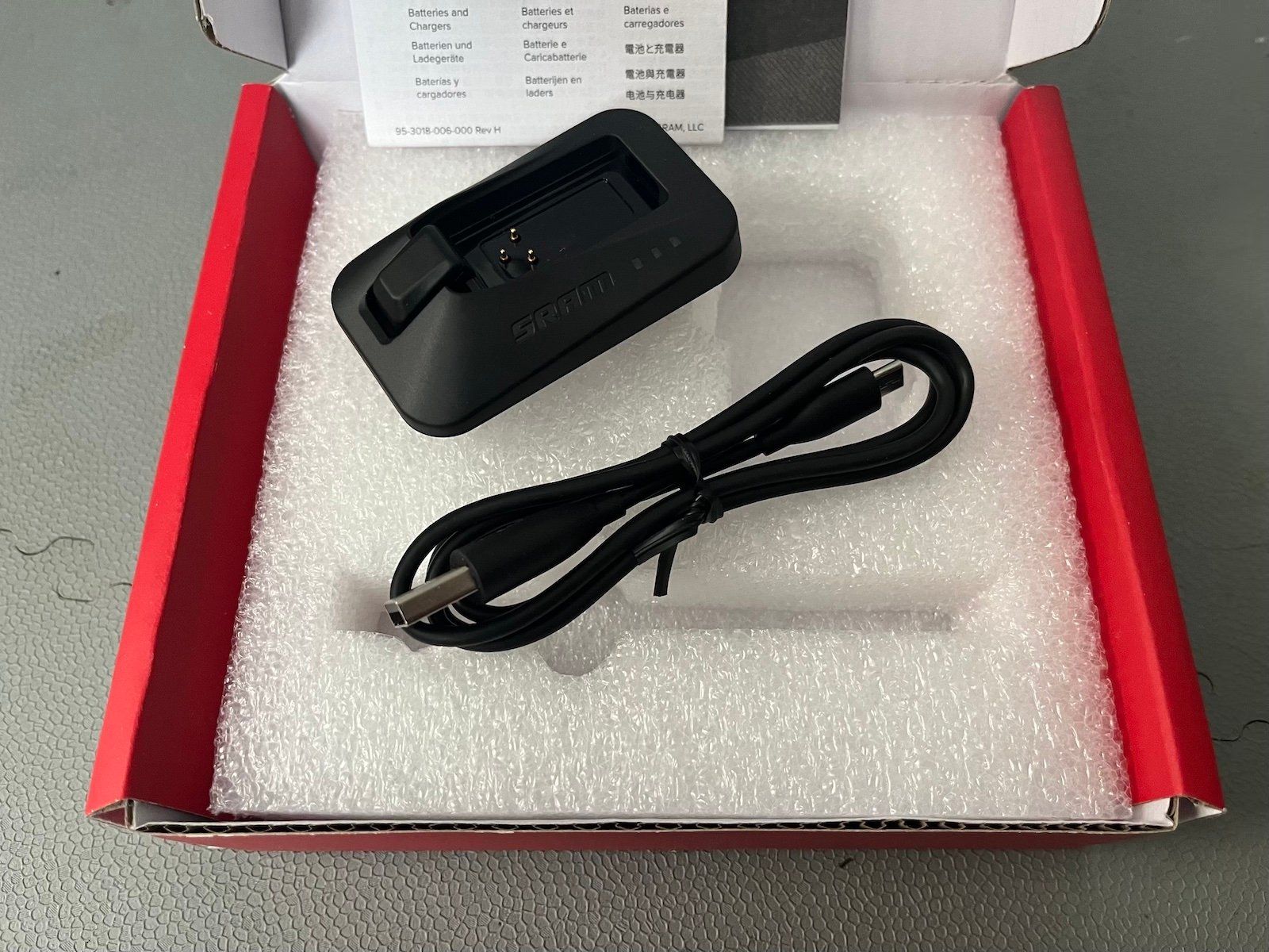 Sram Pezzi di ricambio: Sram AXS Ladegerät (USB-C) – Nuovo e nell'imballaggio originale da Massongex venduto da thn311