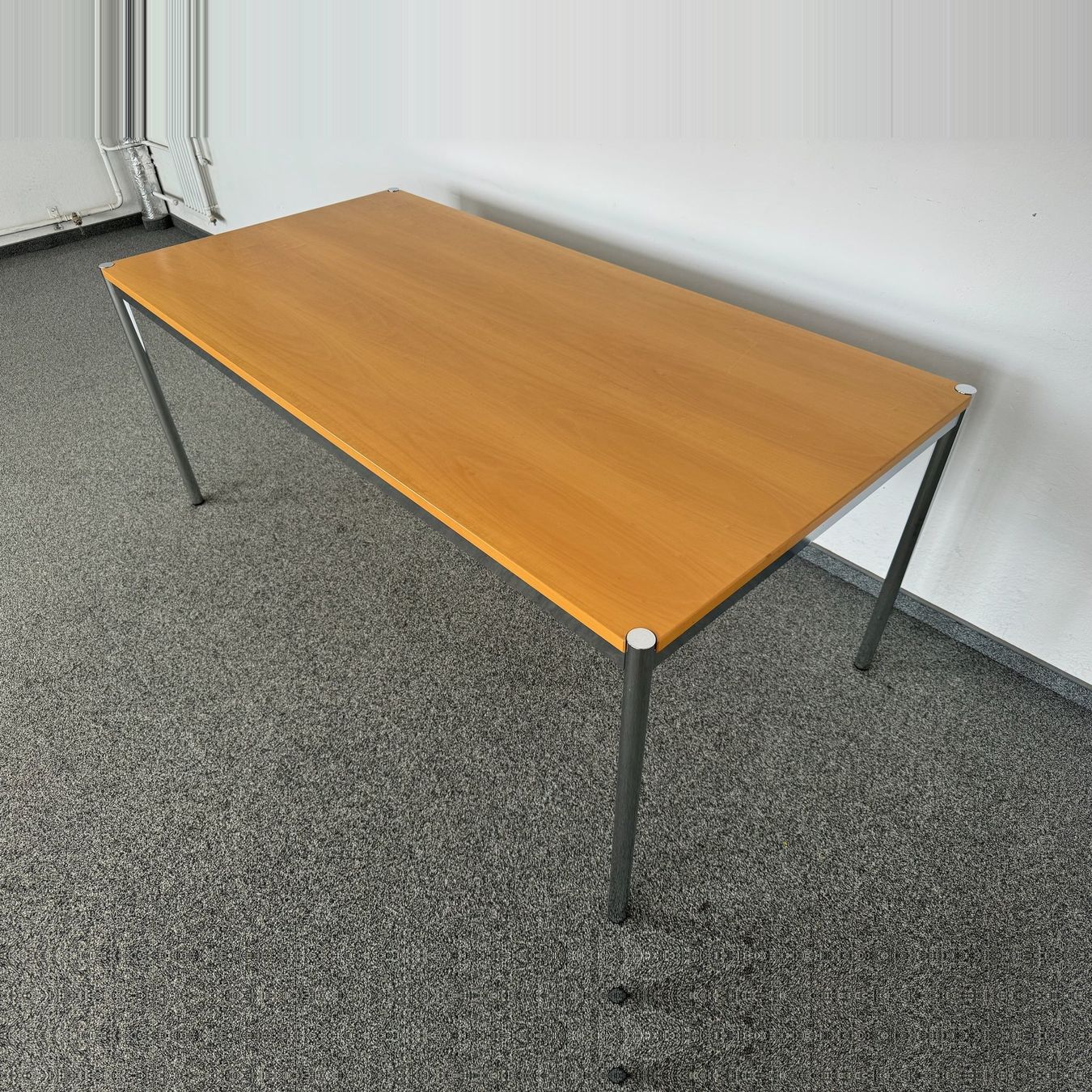 Scrivanie: Ergodata Multi Desk Rondo Schreibtisch – Usato da Schönenwerd venduto da mcofficeshop 2
