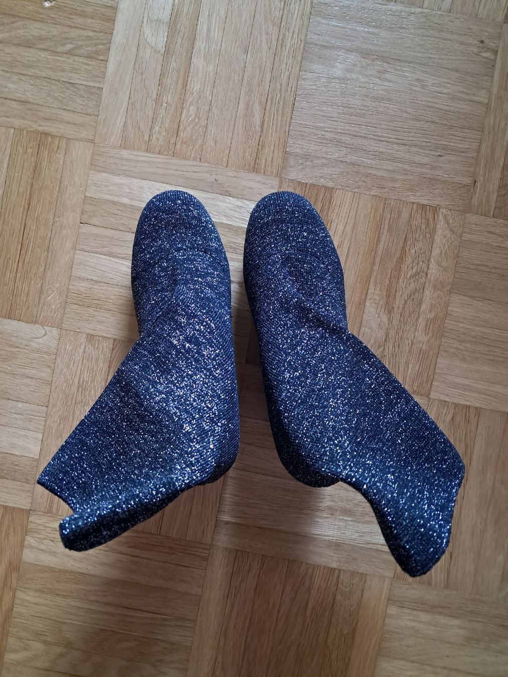 Scarpe da donna: Glitzer Stiefelette - Gr. 36 - ungetragen – Usato da Obfelden venduto da Eva_32 1