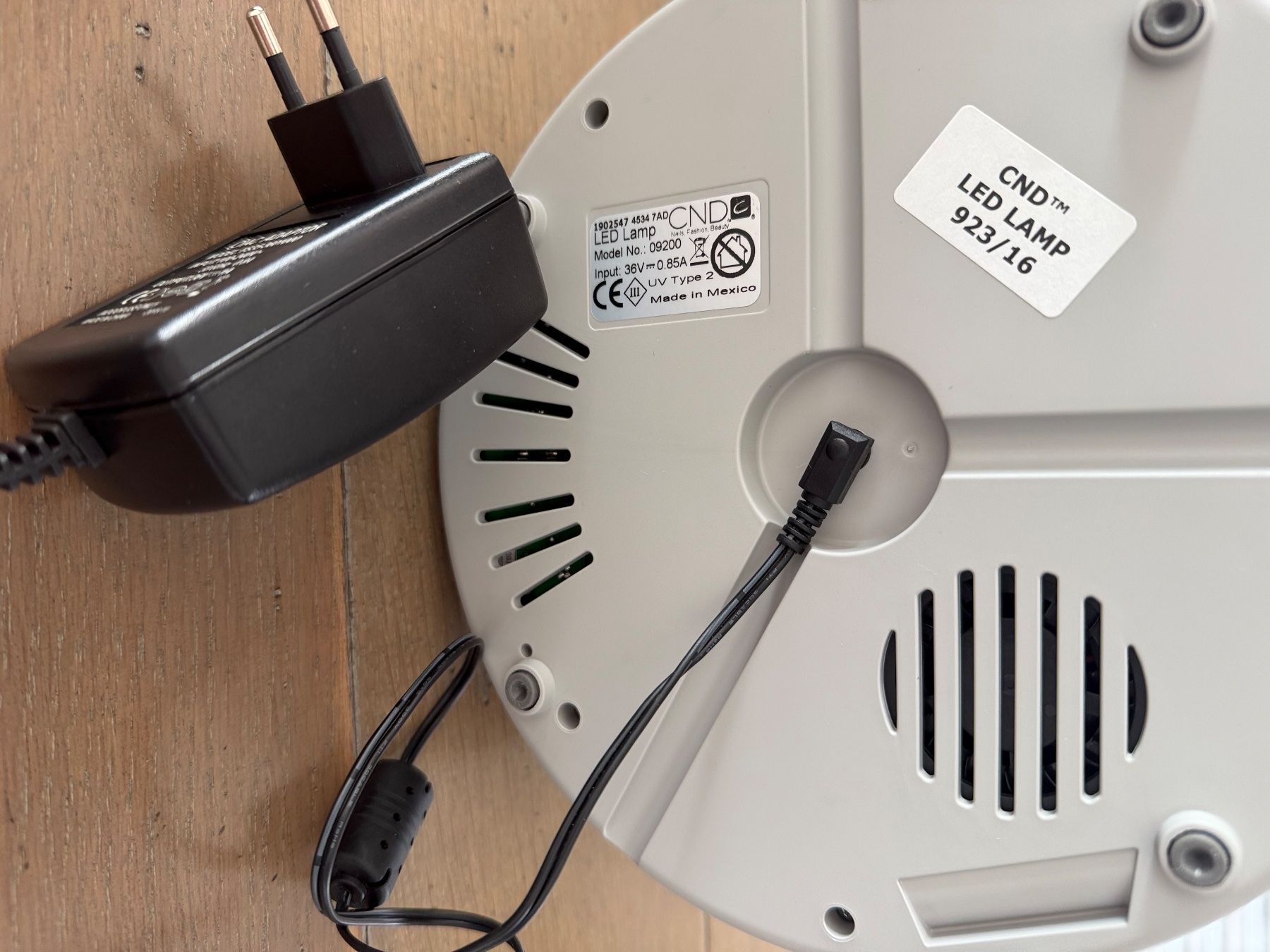 Cnd Lampen: CND LED 3C LAMPE mit Netzkabel – Gebraucht aus Steinhausen von Baghira100 3