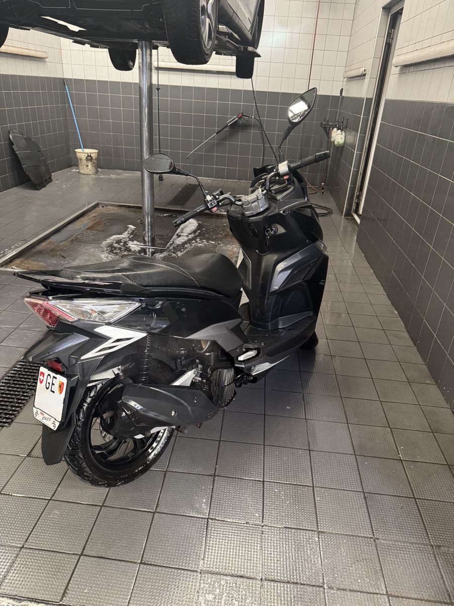 Sym Scooters: SYM JET 14 LC 125cc – D'occasion à Thônex par COCO_VR6 2